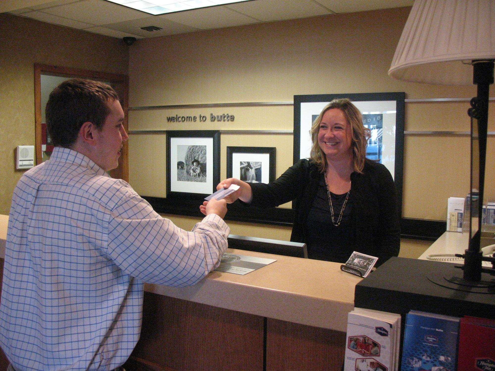 Hampton Inn Butte Interior photo