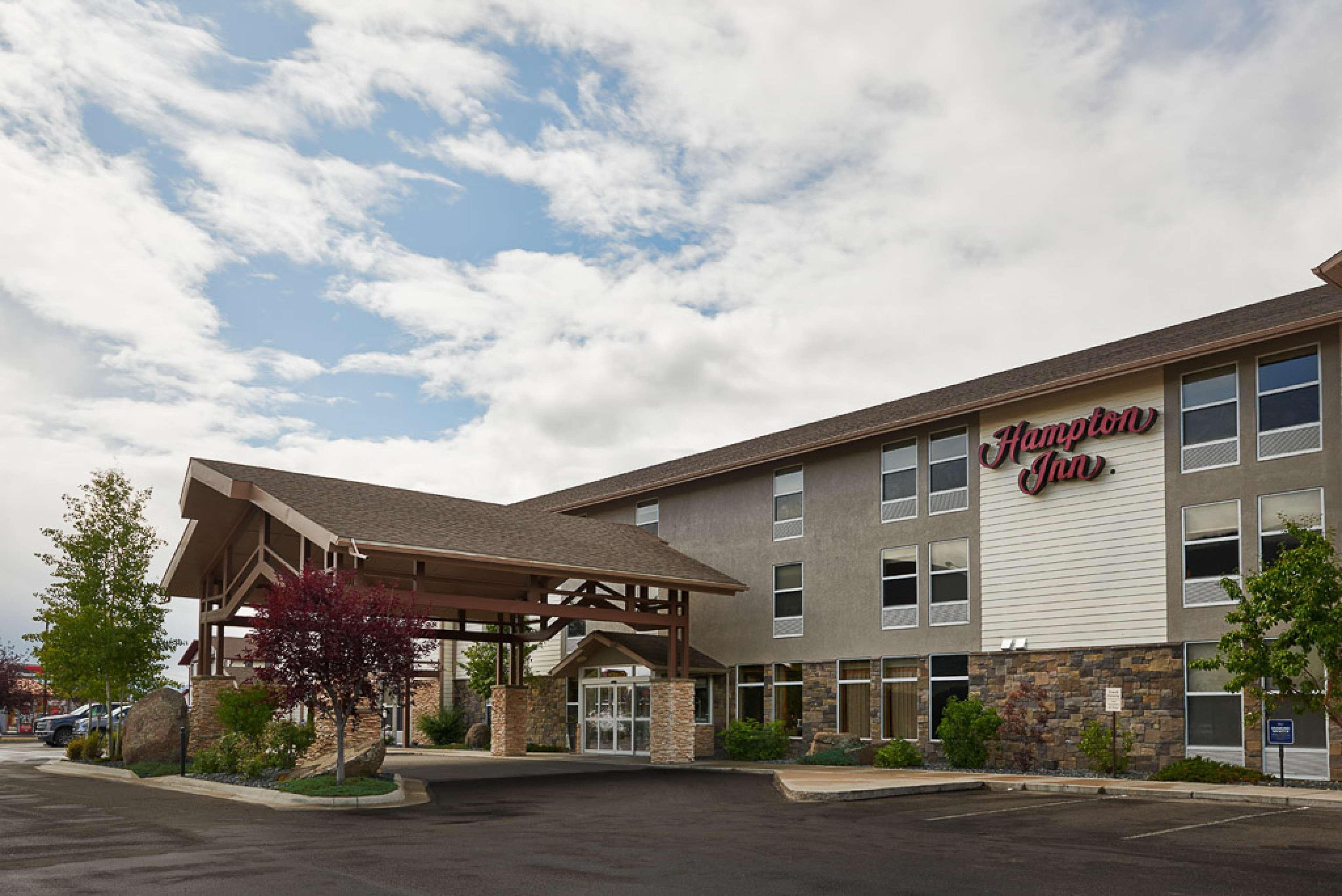 Hampton Inn Butte Exterior photo