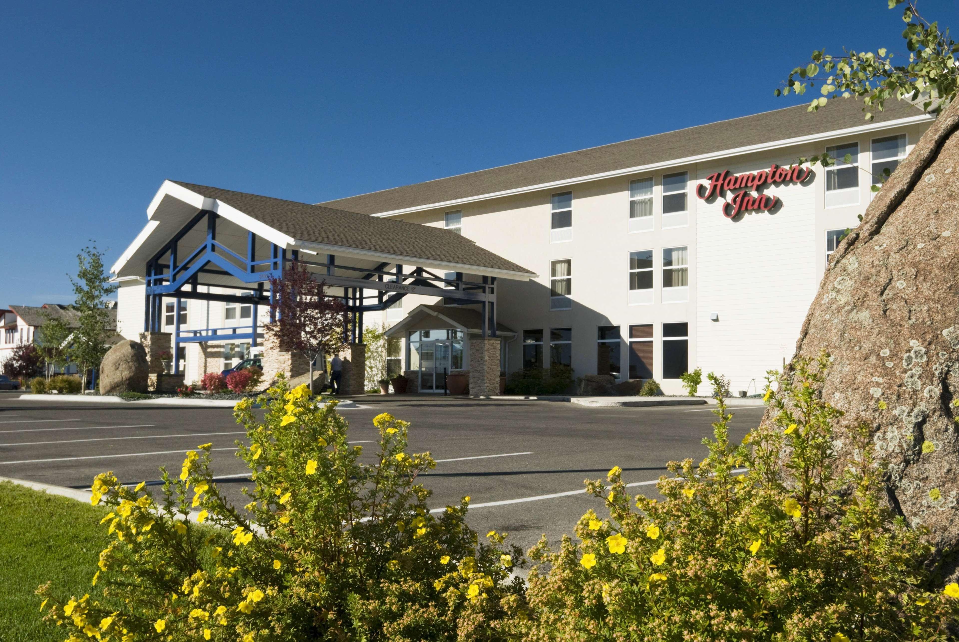 Hampton Inn Butte Exterior photo