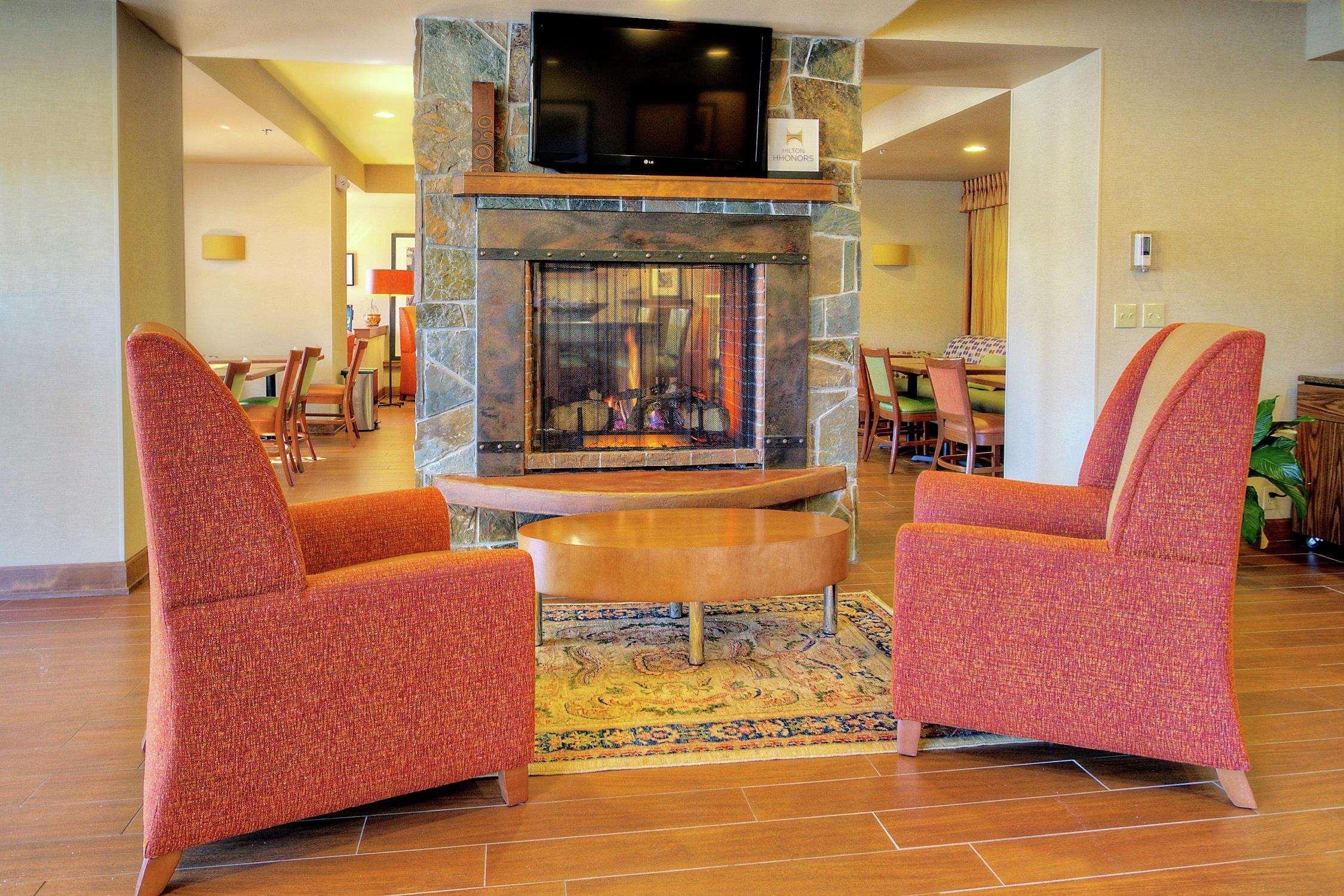 Hampton Inn Butte Interior photo